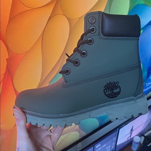 Timberland Shoes - Timberland Olive and Black Boot
